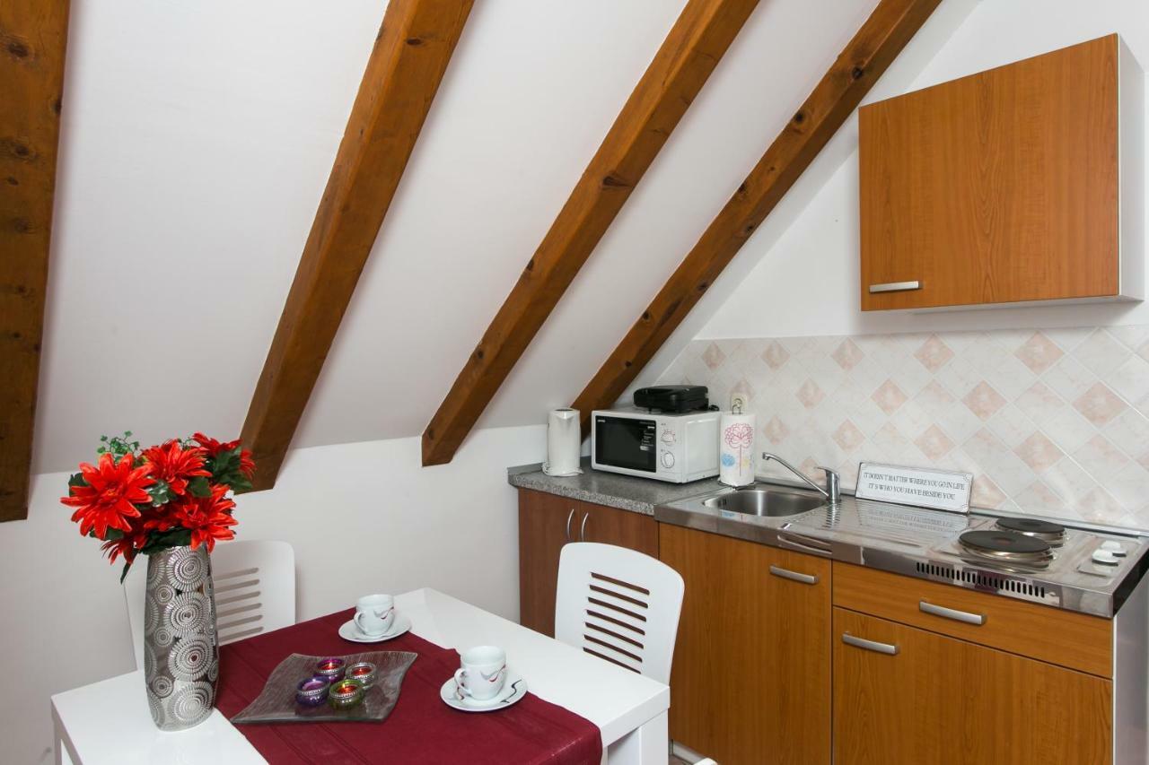 Iva Apartments ซัฟทัท ภายนอก รูปภาพ